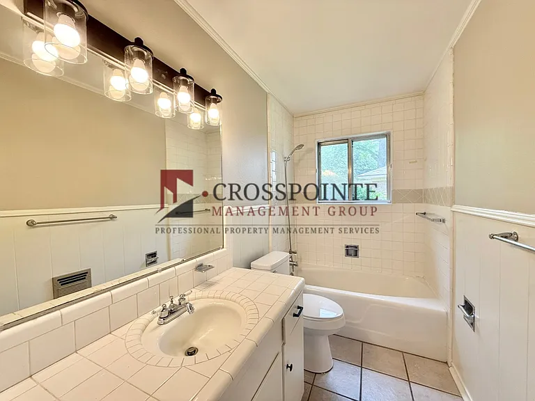 3014 Tower Dr — Photo 19