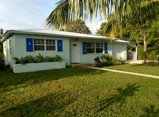 638 Hawthorne Dr, Lake Park, FL 33403