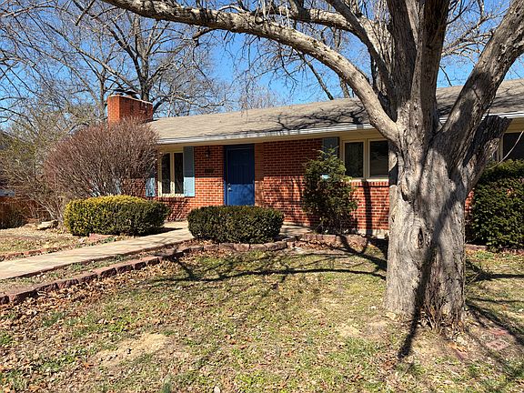 2nd image of 620 Wayland Dr