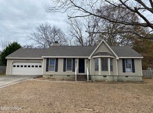 109 Kingstree Ln, Warner Robins, GA 31093