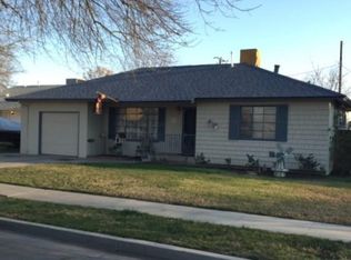 923 Amelia Ave, Hanford, CA 93230