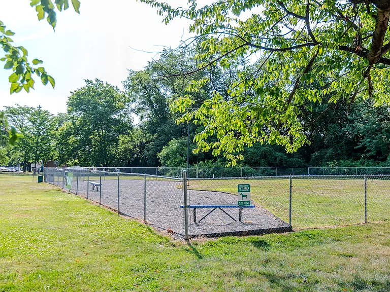 Glen Hollow — Photo 9