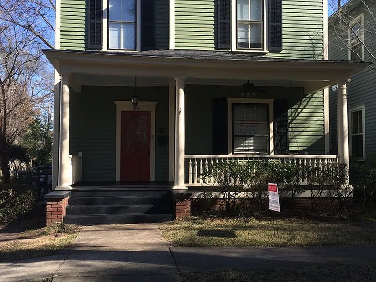 2322 Lincoln St — Photo 1