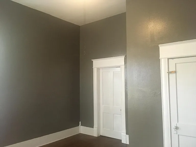 1008 E Austin St — Photo 19