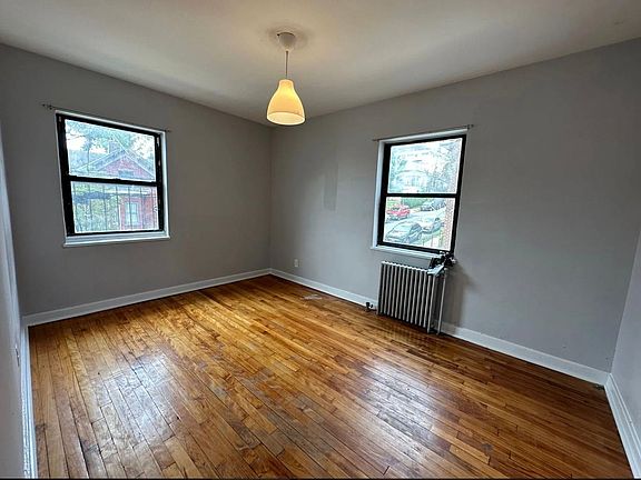 3rd image of 60 Crawford St APT 12
