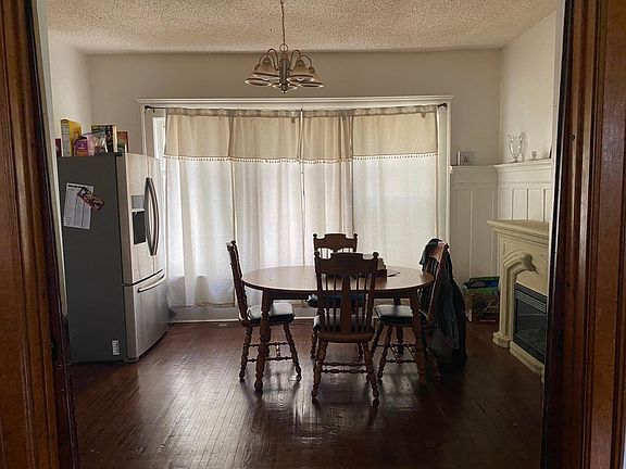 2nd image of 120 Oxford Ave #1