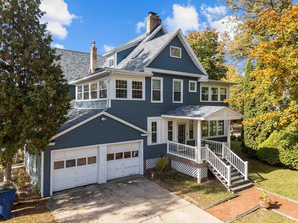 515 Keyes St, Menasha, WI 54952