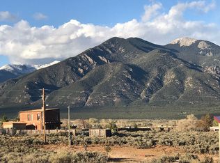 1328 Conejo Rd, El Prado, NM 87529