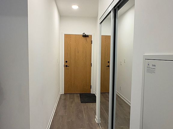 3rd image of 7950 Bathurst St #720
