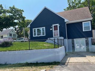 87 Mapleton St, Cranston, RI 02910