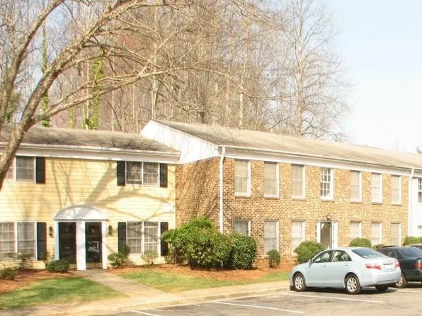 2821 Bleeker Sq APT H, Winston Salem, NC 27106