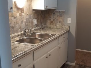 21115 Hayes Rd, Eastpointe, MI 48021