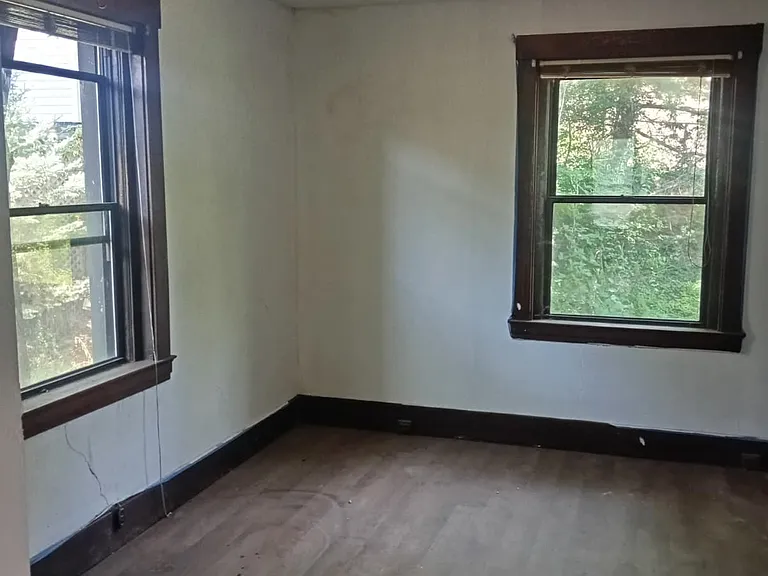 1126 Haslage Ave — Photo 11