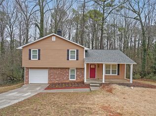 1037 Redan Trl, Stone Mountain, GA 30088