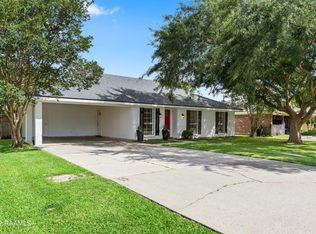 404 Halcott Dr, Lafayette, LA 70503