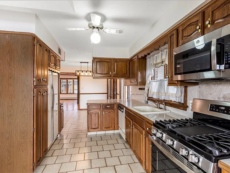 229 Newark Ave #1 — Photo 14