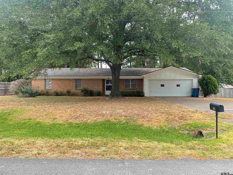1st image of 402 Toby Ln