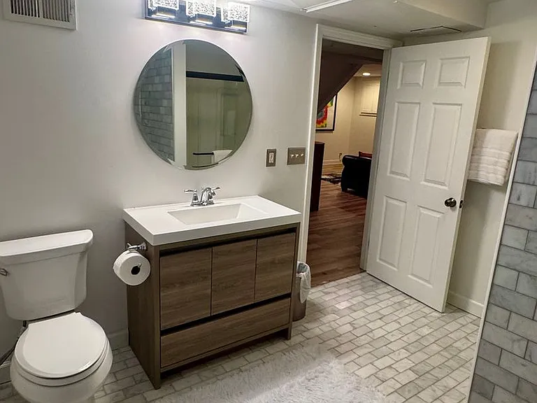 3019 Plymouth Ave — Photo 22