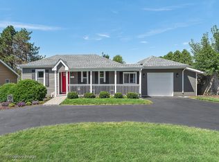 10 74th St, Darien, IL 60561
