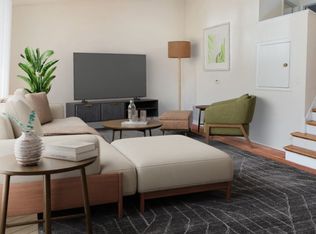 426 Ridge Rd, Wilmette, IL 60091