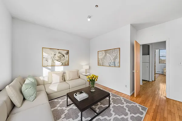 Rented by Vector New York, LLC | media 6