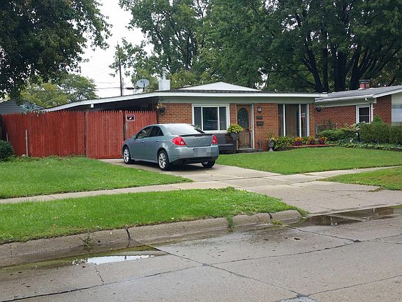 2nd image of 1415 Dulong Ave
