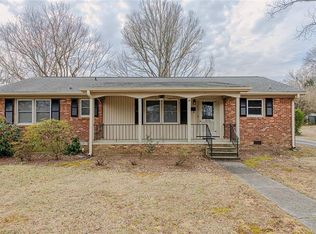 2720 Amherst Ave, Burlington, NC 27215