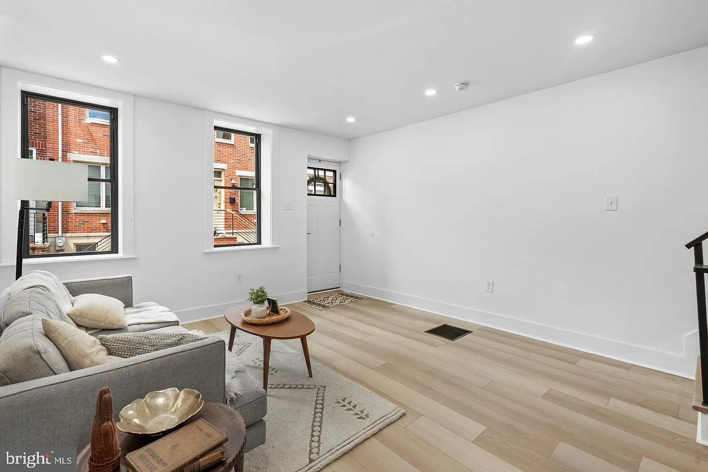 2 bed, 2.0 bath, 1000 sqft, $2,450 — Photo 4