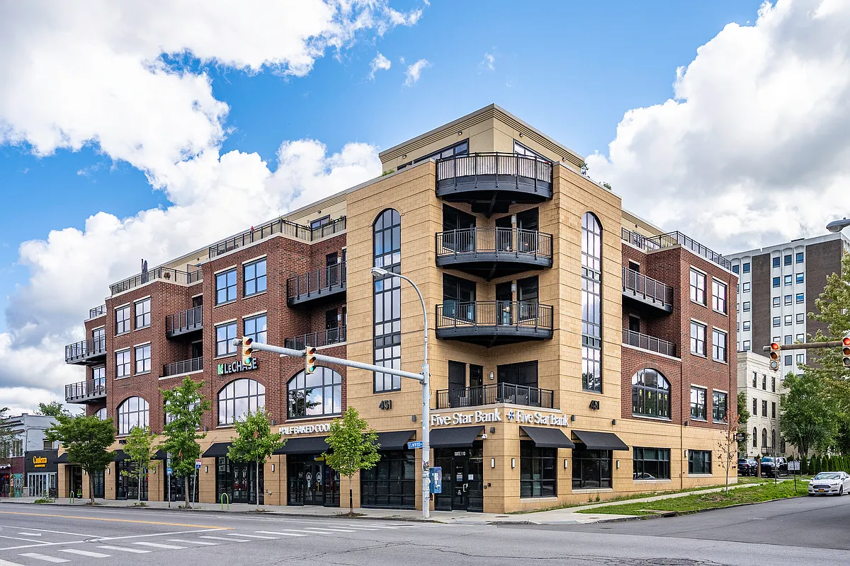 Building Photo - The Pardee
