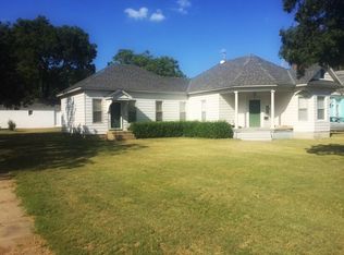 203 - 205 E. 12th, Larned, KS 67550