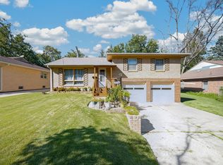 4009 Clinton Ave, Des Moines, IA 50310