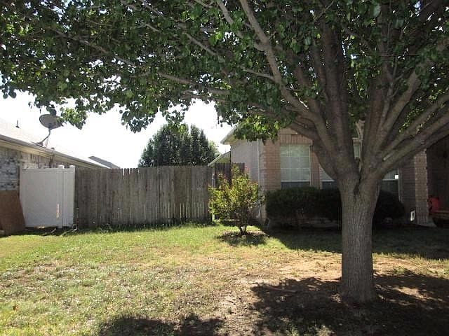 2nd image of 2702 Monthaven Dr