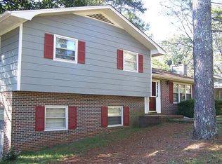 3928 Cloverdale Rd, Anniston, AL 36207