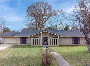 1504 Centenary Dr, Longview, TX 75601