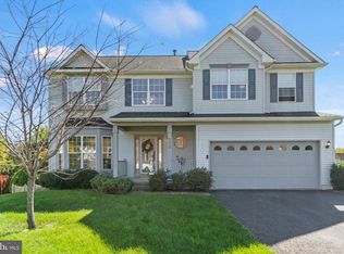 9312 Michael Ct, Manassas Park, VA