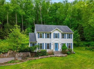 278 Lakeside Rd, Southbury, CT 06488