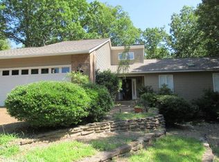 113 Kings Pl, Fairfield Bay, AR 72088