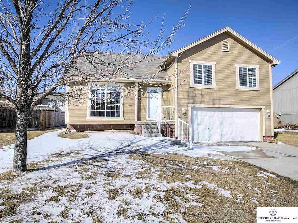1st image of 1810 Southview Dr