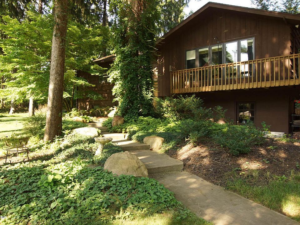 1st image of 8998 E Gull Lake Dr