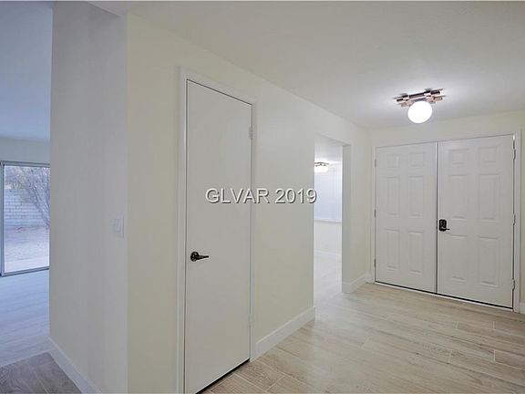 5th image of 2113 Naco Ct