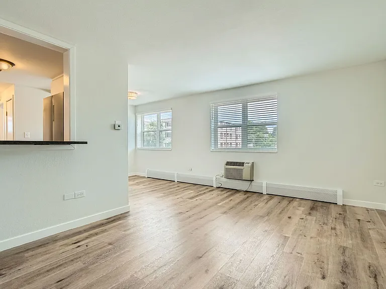 3377 S Clarkson St — Photo 11