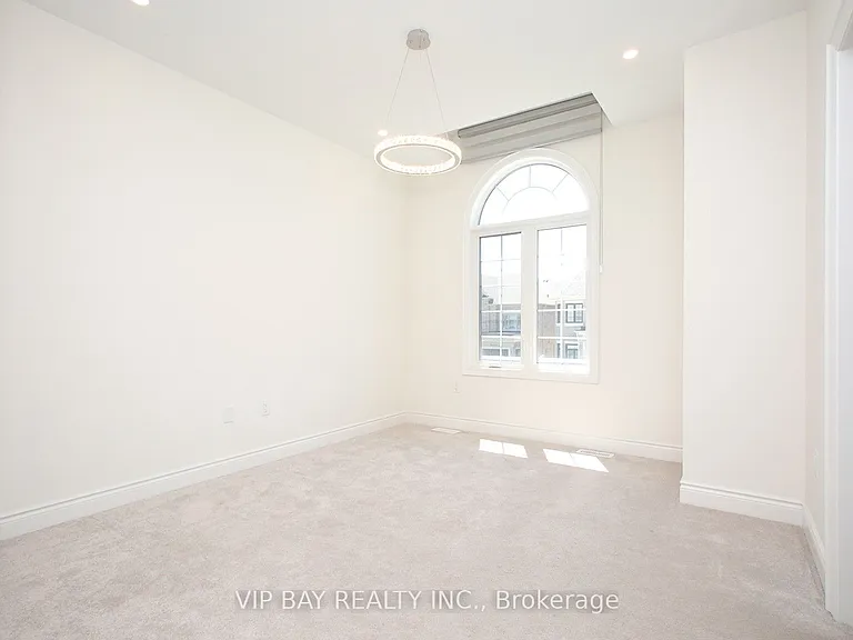 8 Tremoy Rd — Photo 25
