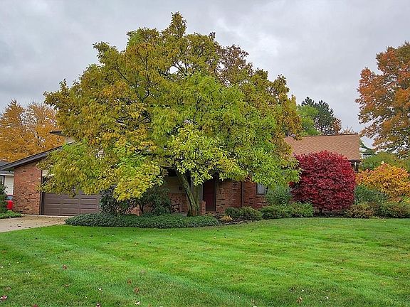 2nd image of 25370 Cardington Dr