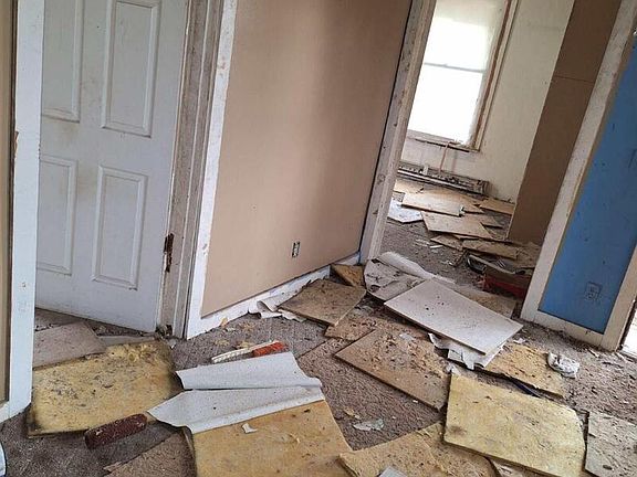 2nd image of 131 S McKinley St