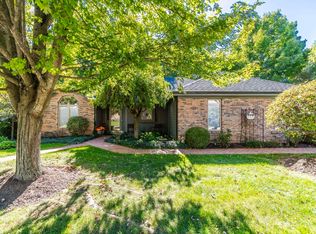 10139 Woodland Rdg W, Fort Wayne, IN 46804