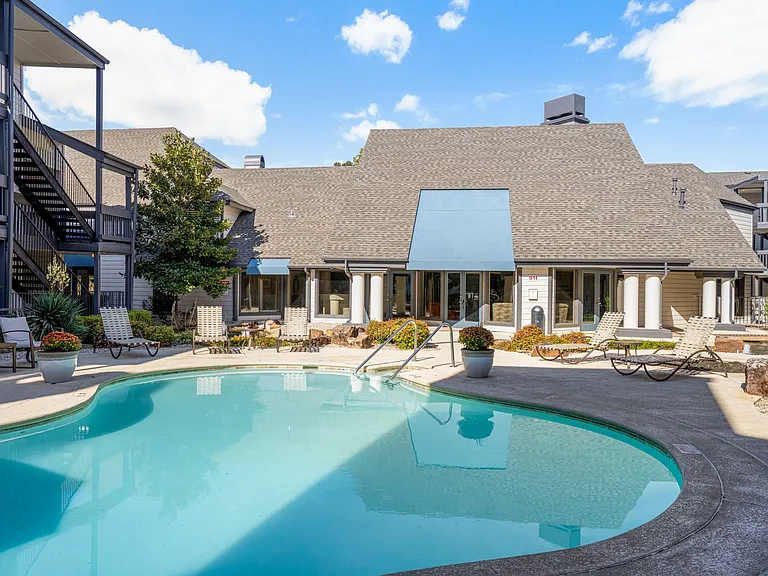 Sheridan Springs - Now Offering One Month FREE! Plus Free Applications! — Photo 31
