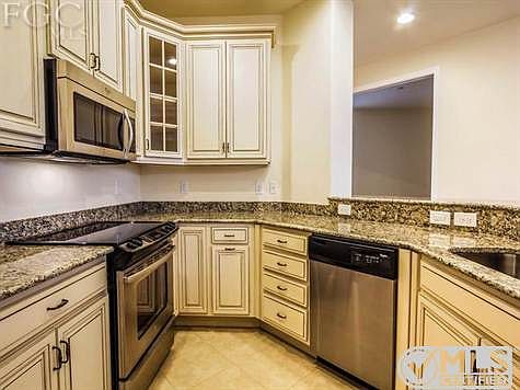 Kitchen/Stainless Steel Appliances