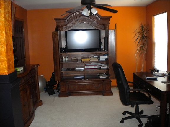 3rd image of 7655 Abigail Glen Dr