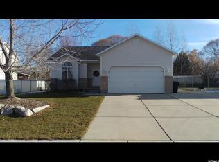 1446 N 780 W, Clinton, UT 84015