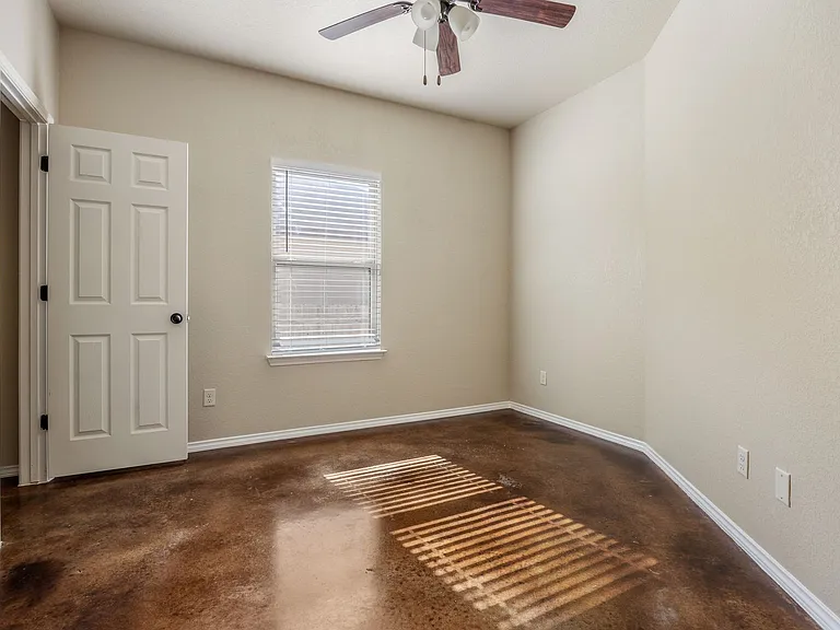 210 Ragsdale Way — Photo 9